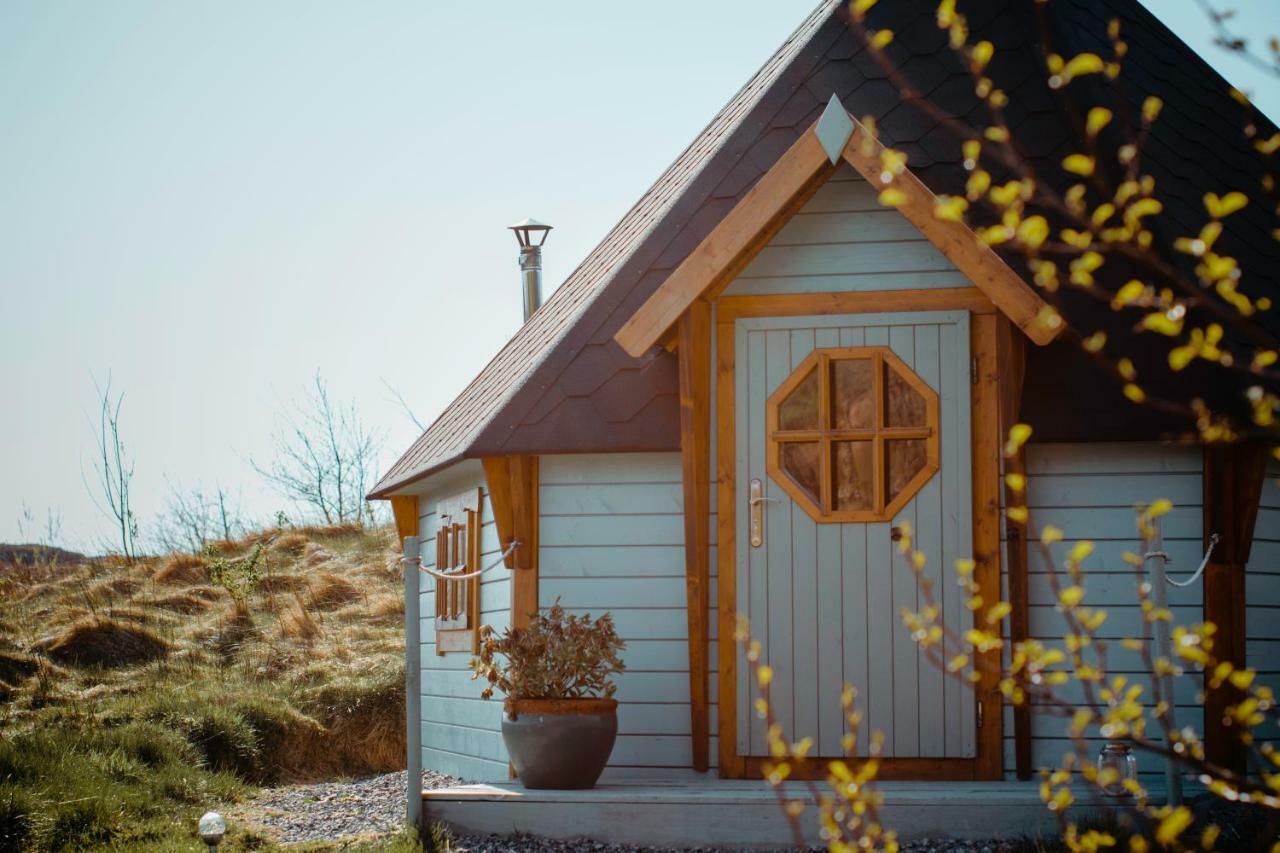 Skye Eco Bells Hotel Dunvegan  Exterior photo